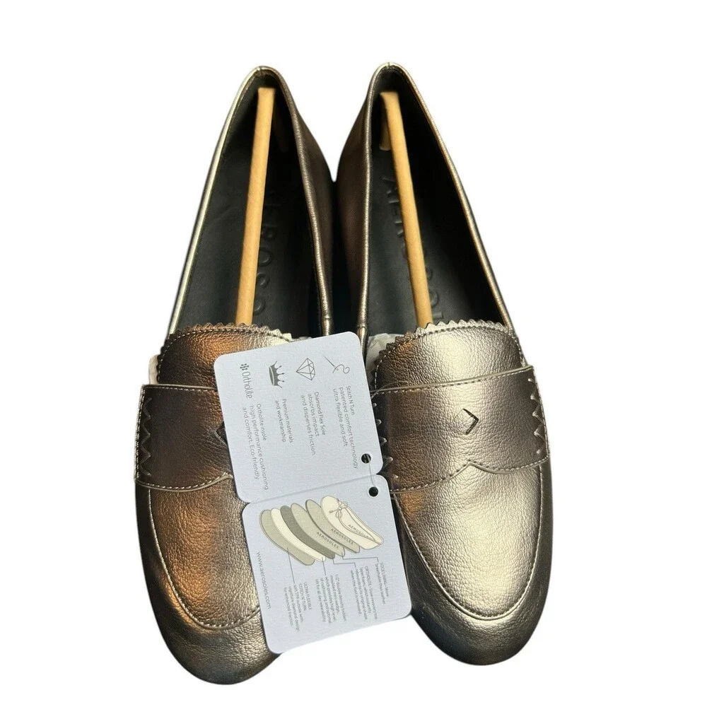 Aerosoles Benvenuto Loafers Metallic Silver Leather 5.5 W NIB Stitch ‘N‎ Turn